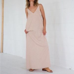 Lois Hazel Long Connect Dress in Coral (Striped)